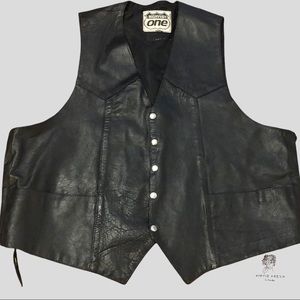 Highway One Men”s Leather Motorcycle Vest XL